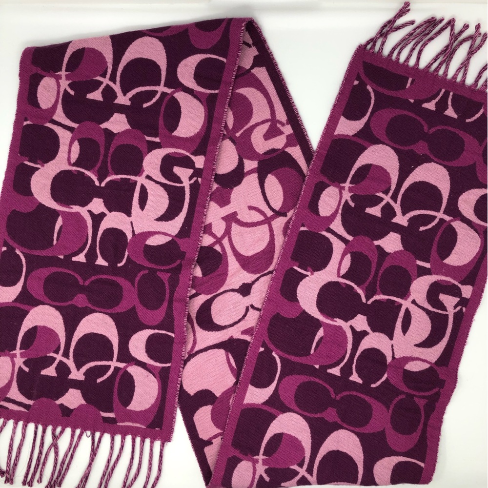 Coach Vintage Reversible Signature Monogram Wool Pink Scarf/Muffler